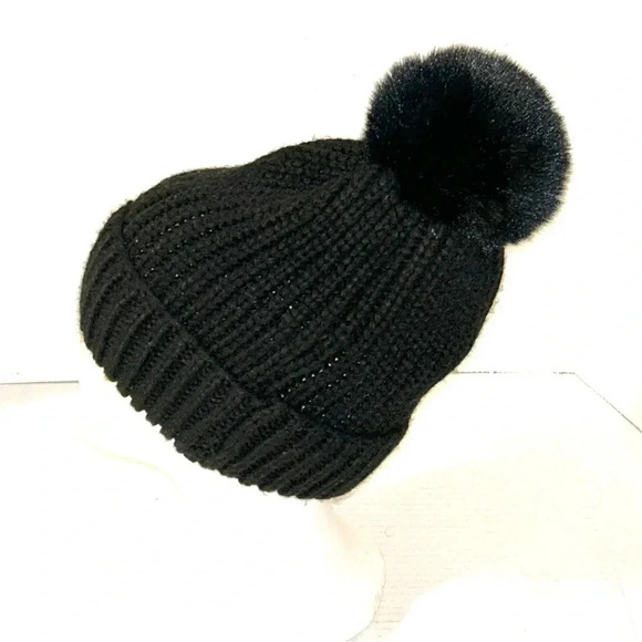 Steve Madden Knit Hat With Faux Fur Pom Pom Black Gorpcore Outdoors Winter - Picture 2 of 4